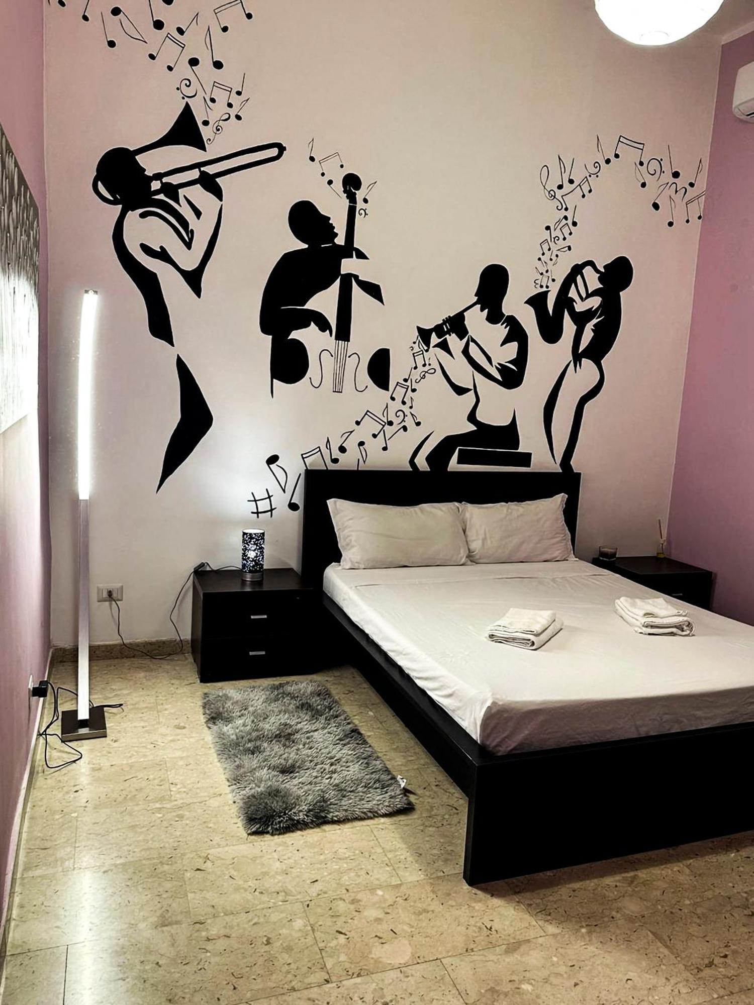 Sina Rent Vandrarhem *