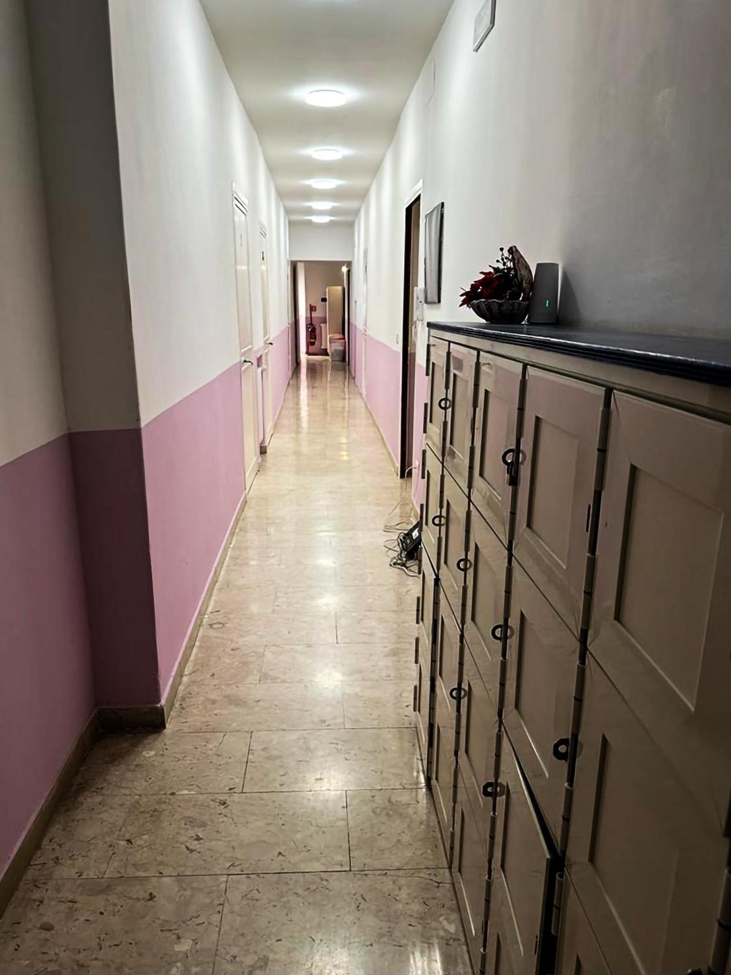 Sina Rent Vandrarhem